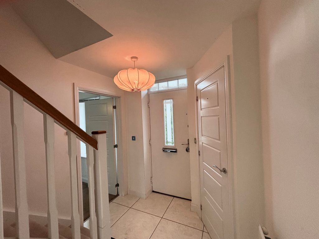 Property photo 2 of 22