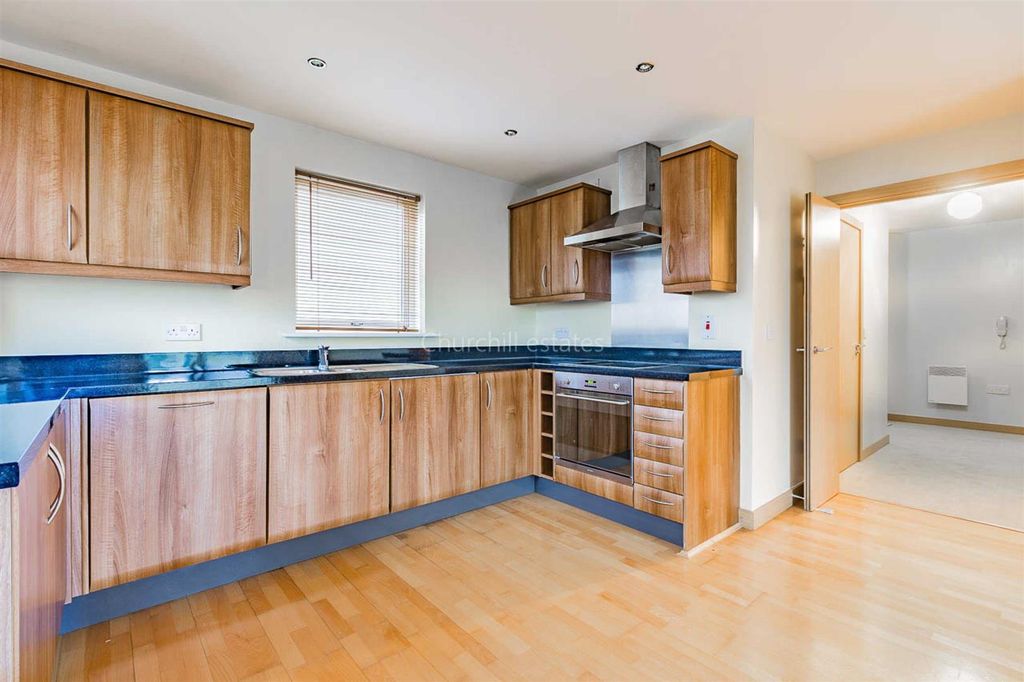 Property photo 2 of 12