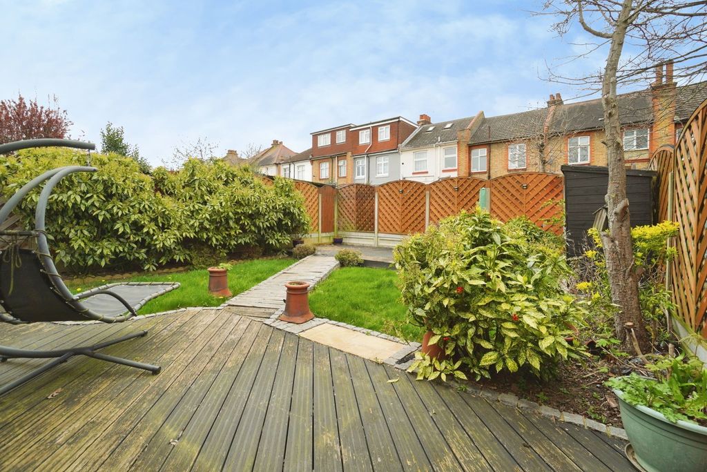 Property photo 2 of 16