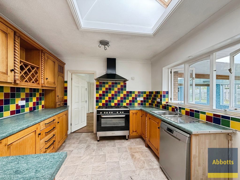 Property photo 3 of 16