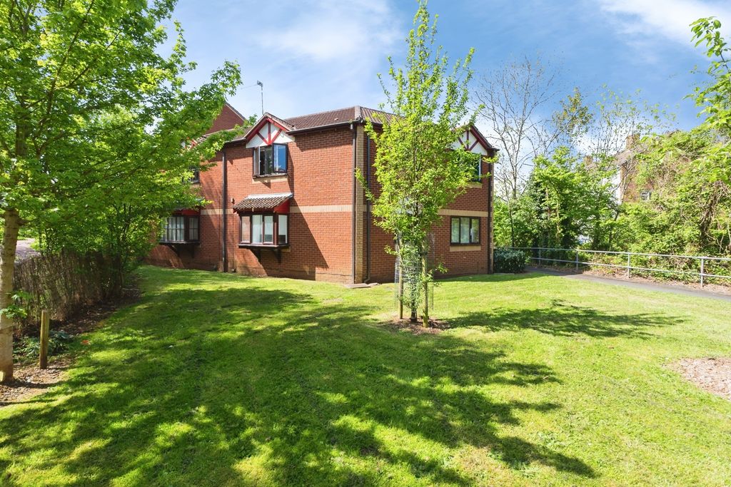 Property photo 3 of 15 Pbox-Img.Jpg