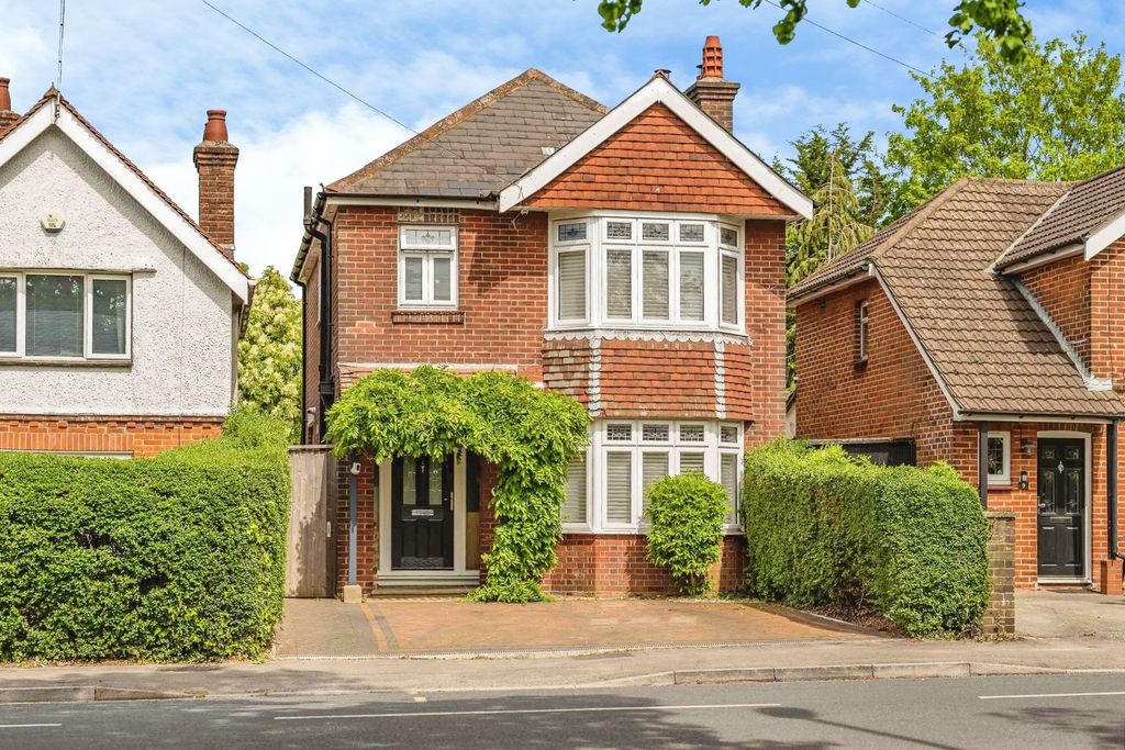 Property photo 1 of 36