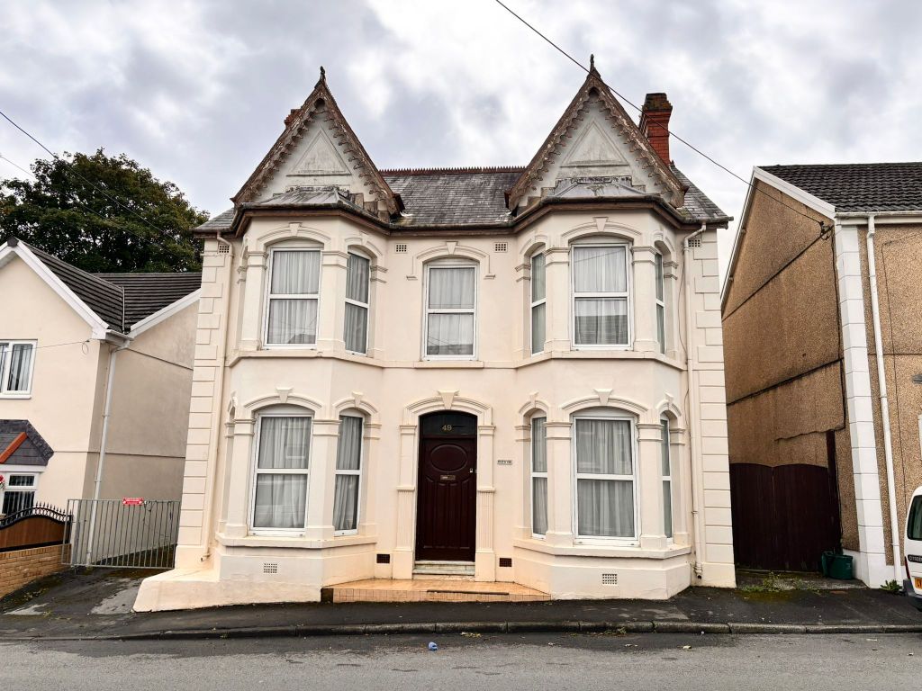 Property photo 1 of 34