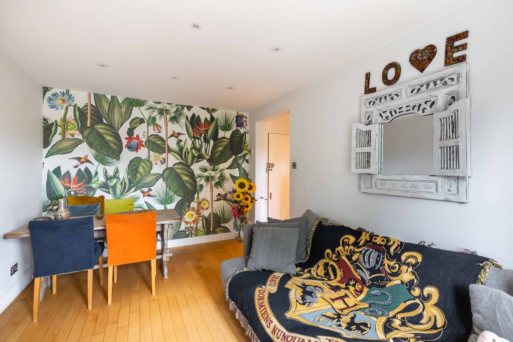 Property photo 2 of 11 Picture 2