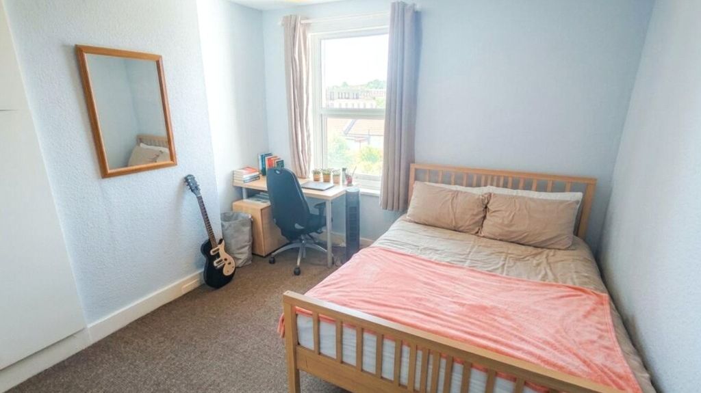 Property photo 2 of 5 Picture No. 02