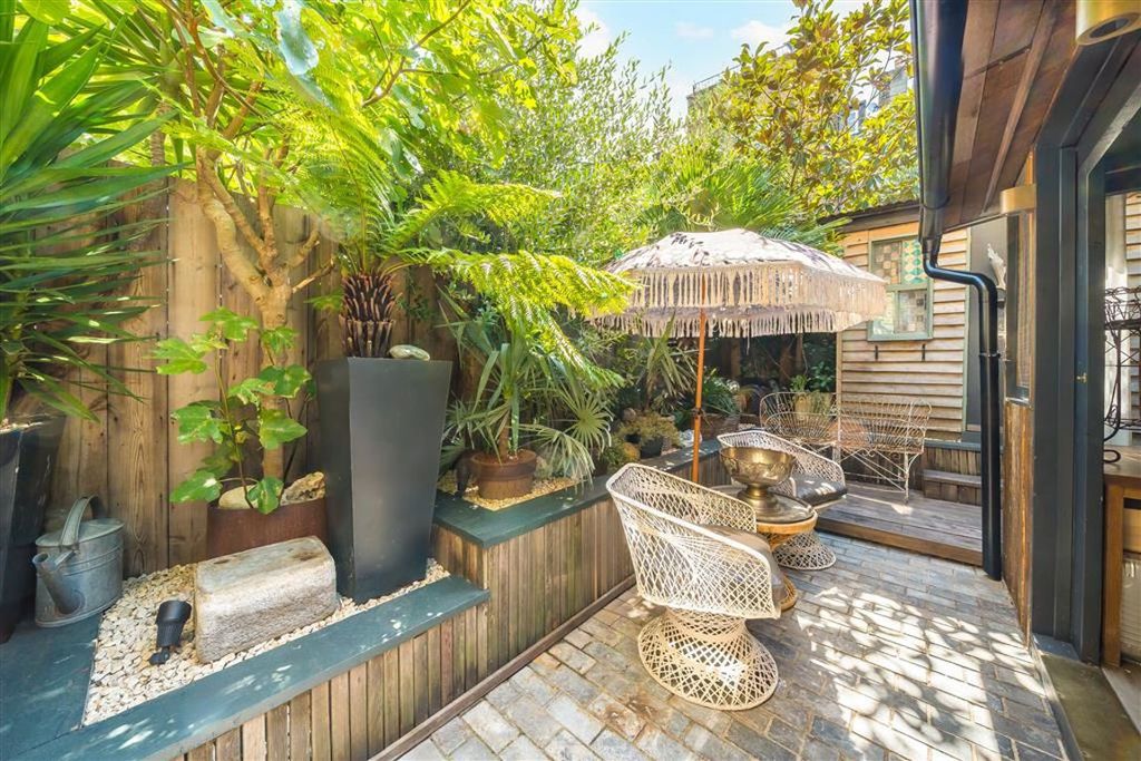 Property photo 3 of 9