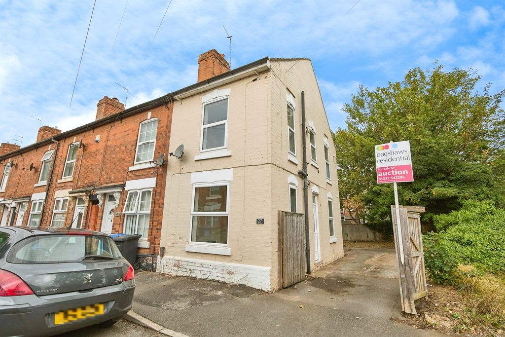 Property photo 1 of 17