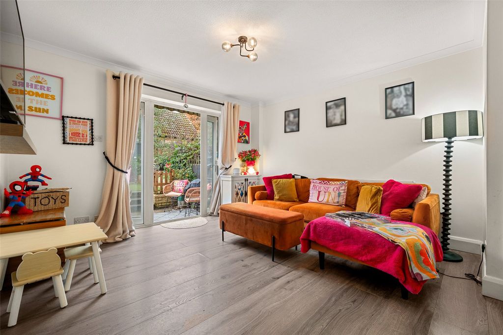 Property photo 2 of 12 Picture No. 08