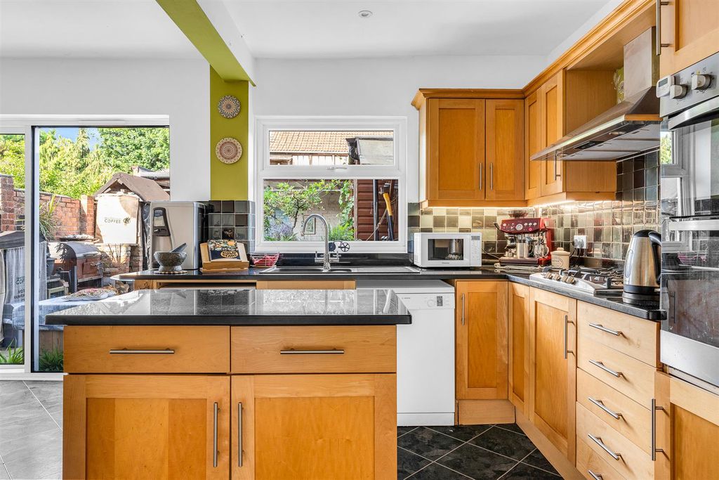 Property photo 2 of 37 Internal-8.Jpg