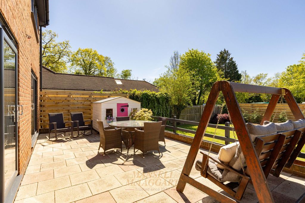 Additional image 27 of 5 bed detached house for saleTinsley Lane, Crawley RH10