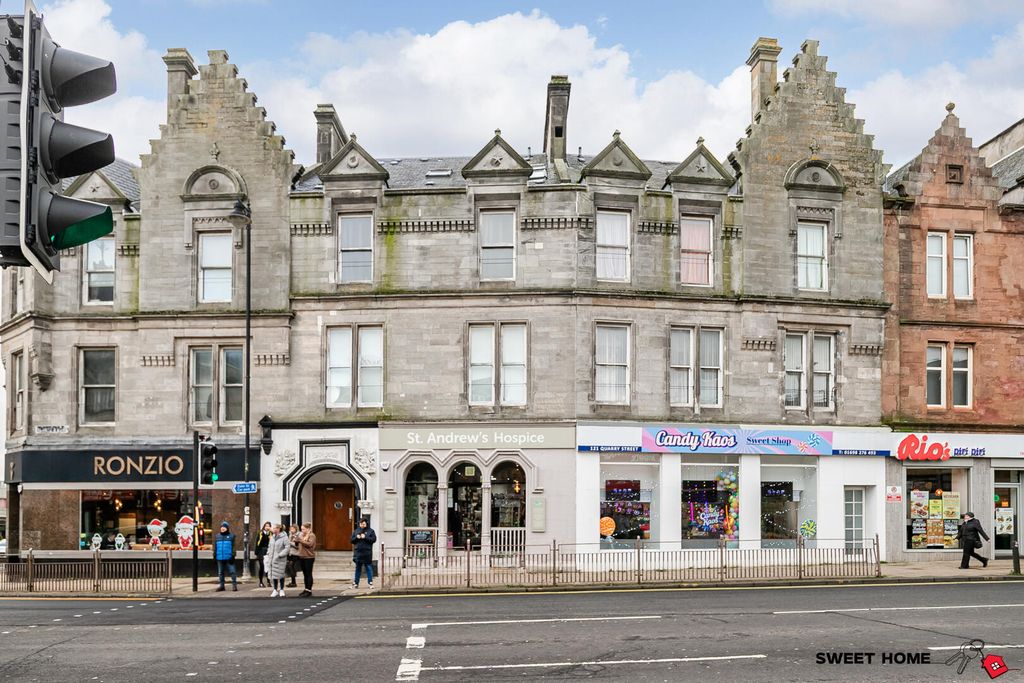 Property photo 2 of 14 Front (Exterior)