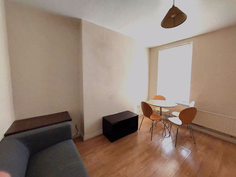 Property photo 2 of 7 Photo 11