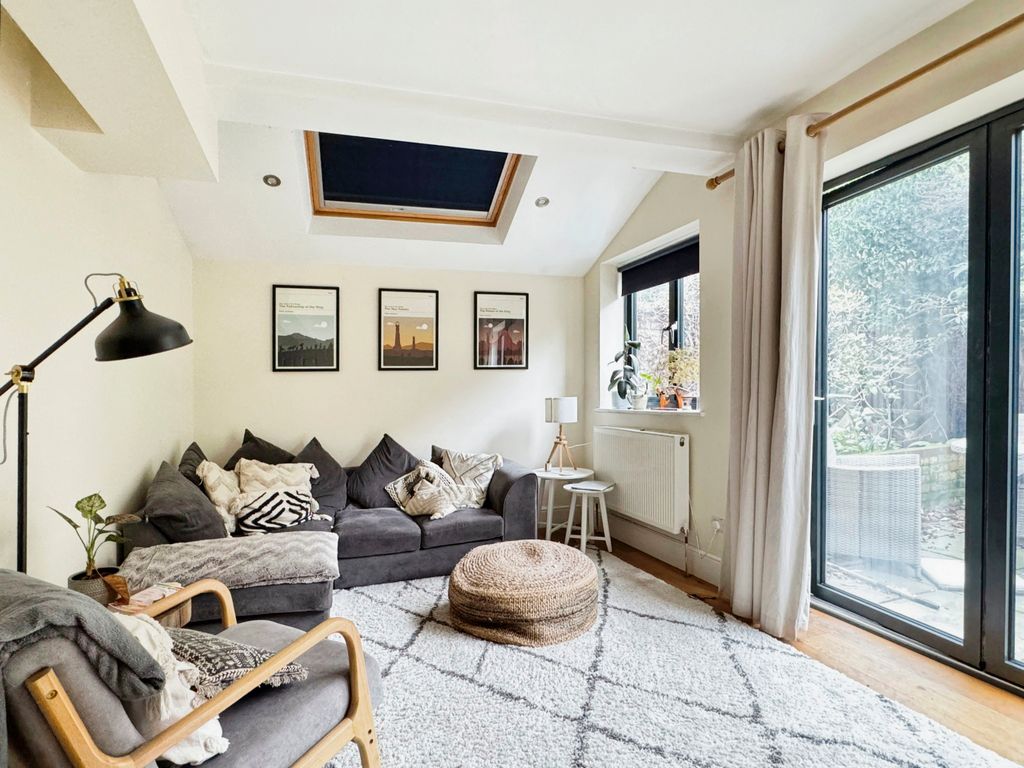 Property photo 2 of 9 Bedroom One