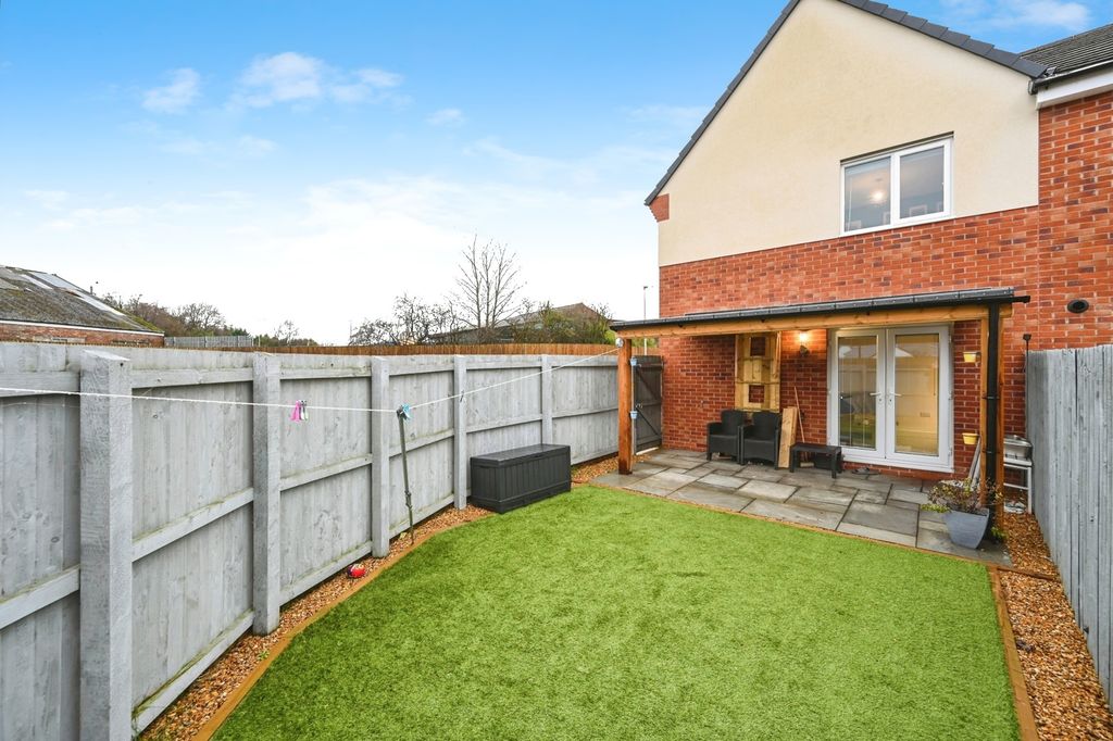 Property photo 2 of 18 Pbox-Img.Jpg