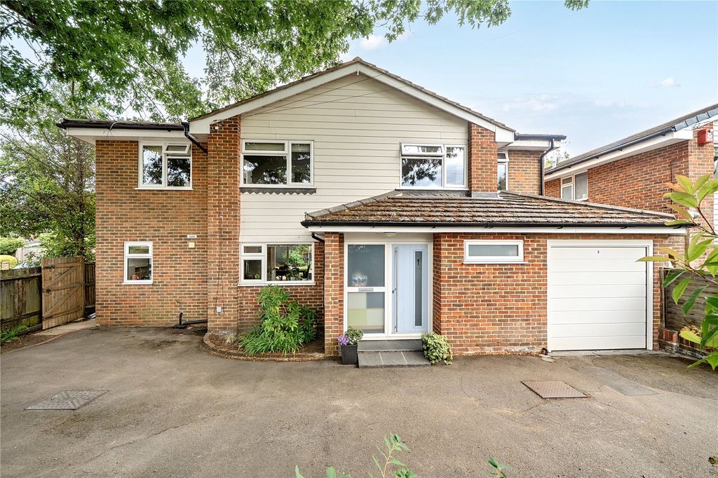 Property photo 1 of 19 Picture No. 03