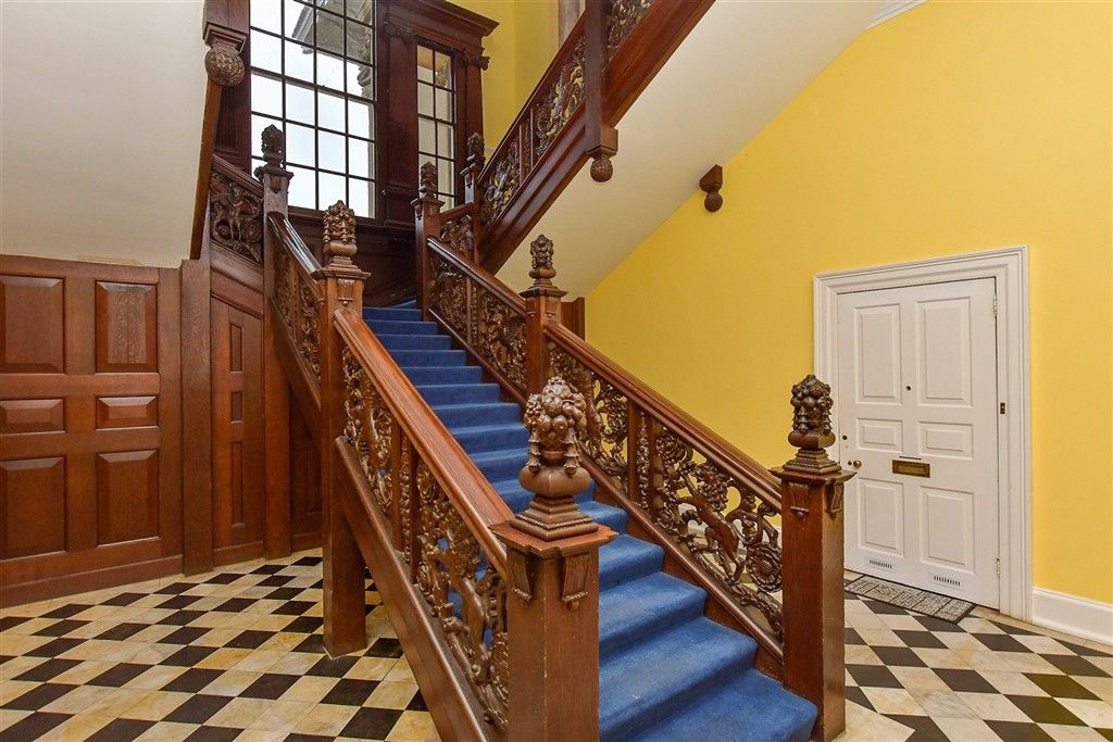 Property photo 2 of 15 Internal Feature