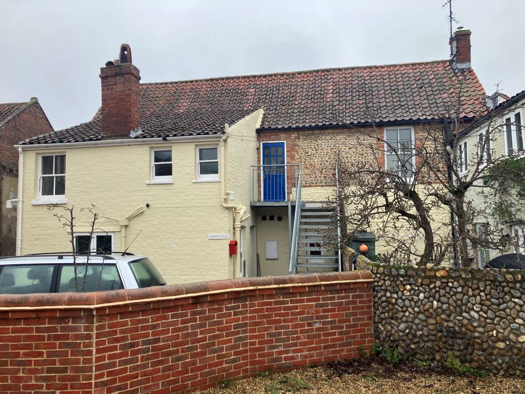 Property photo 1 of 6 Rear Elevation