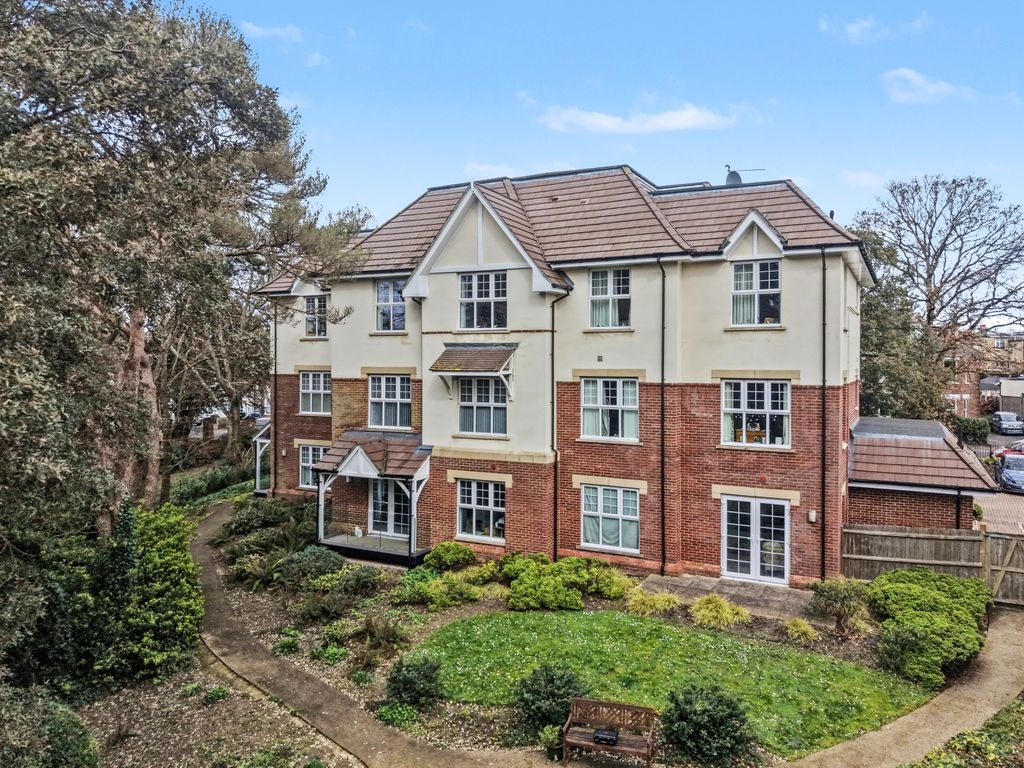 Property photo 3 of 13