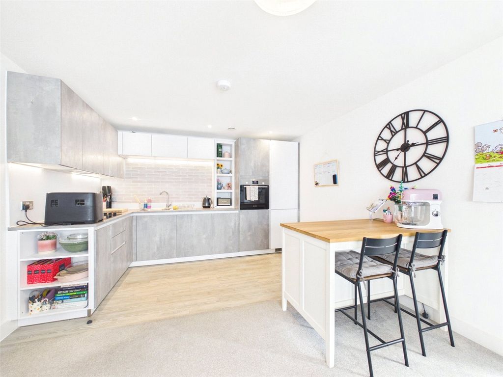 Property photo 3 of 10 Picture No. 02