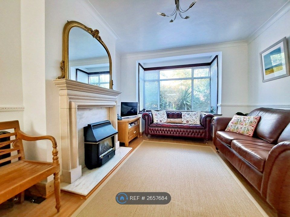 Property photo 2 of 21