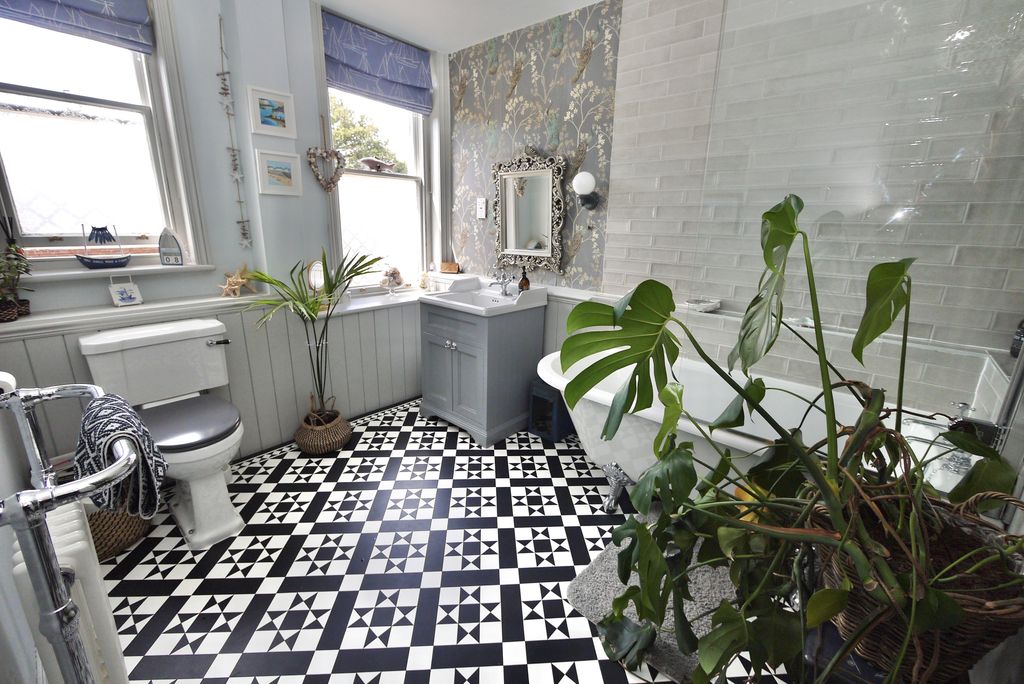 Additional image 31 of 4 bed semi-detached house for saleSunderland Street, Tickhill, Doncaster DN11