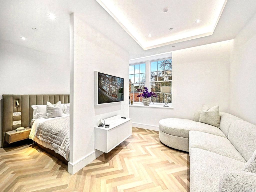 Property photo 1 of 10 Picture No. 11