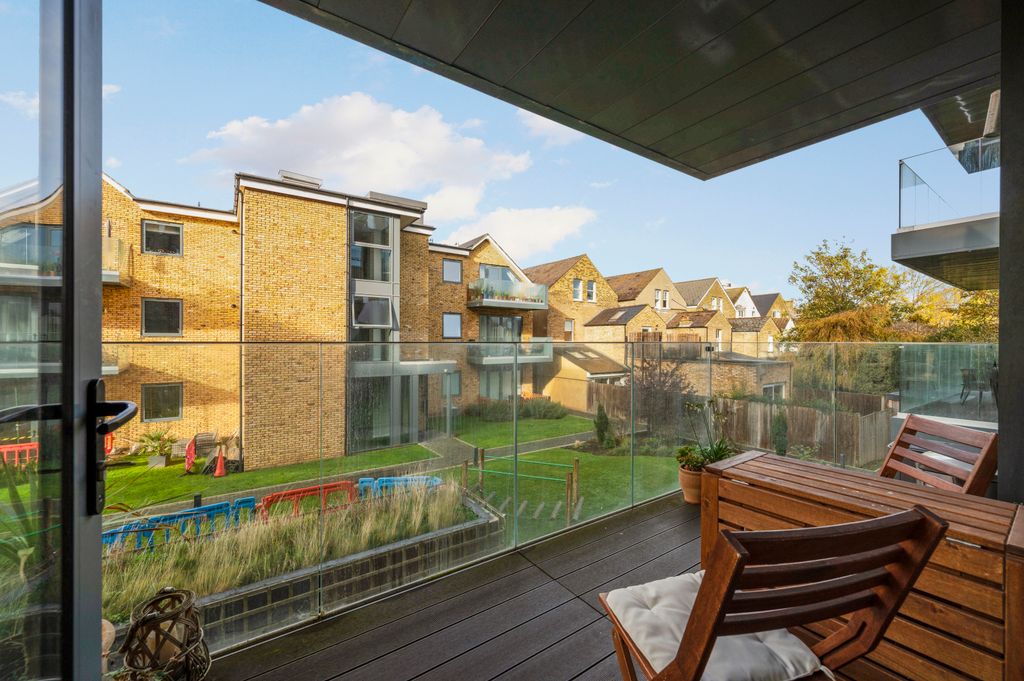 Property photo 2 of 15 Picture No. 06