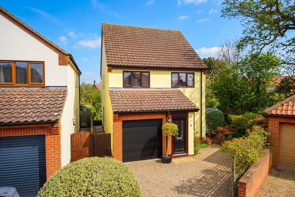 Property photo 1 of 26