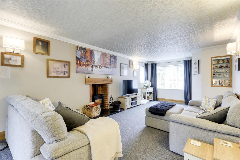 Property photo 2 of 29 2990.Jpg