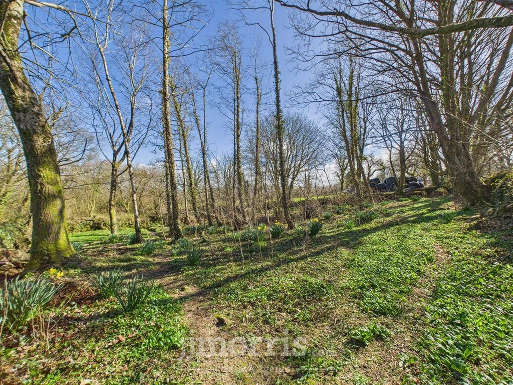 Property photo 2 of 14 Cam02122G0-Pr0253-Still001.Jpg