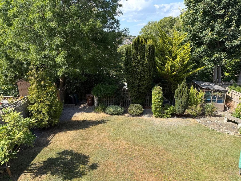 Property photo 3 of 19 Picture No. 20