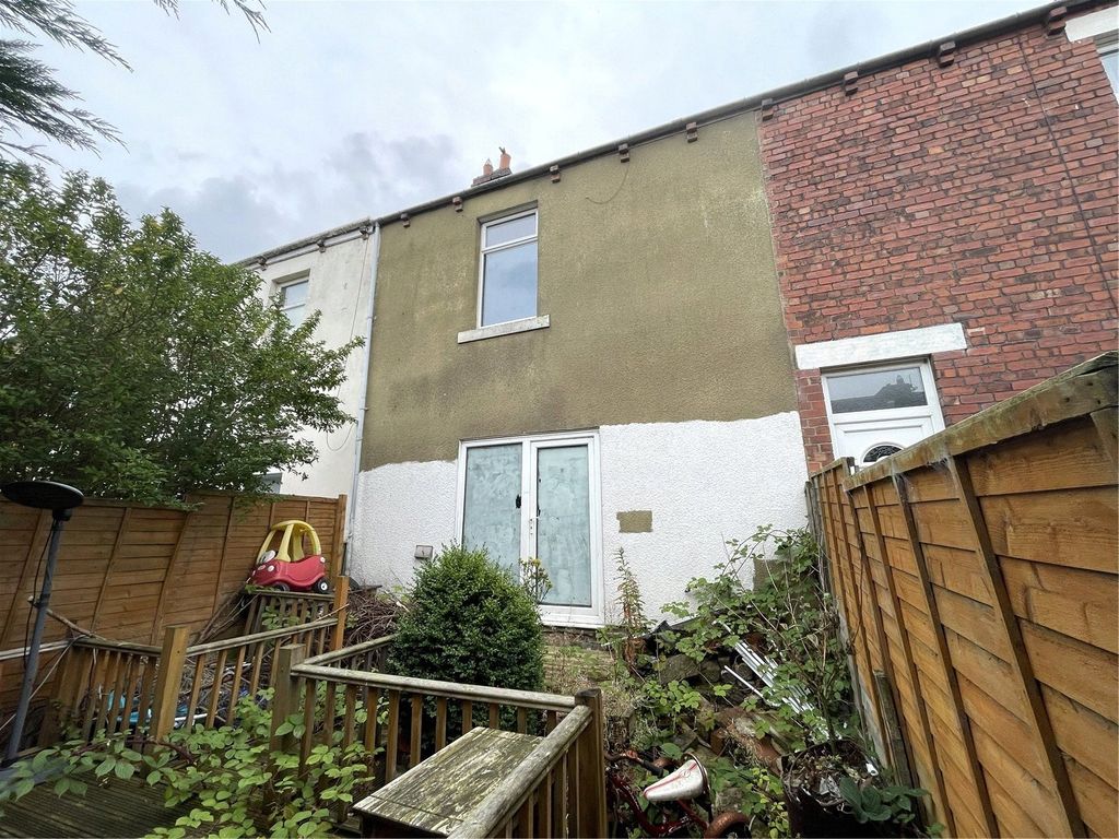Property photo 3 of 3 Picture No. 80