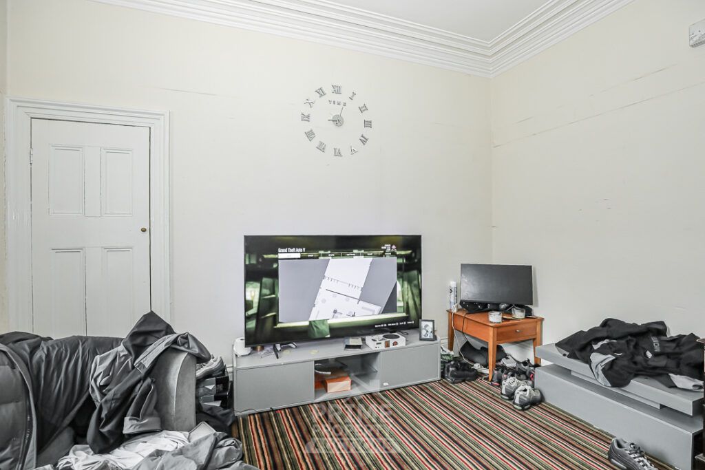 Property photo 3 of 25
