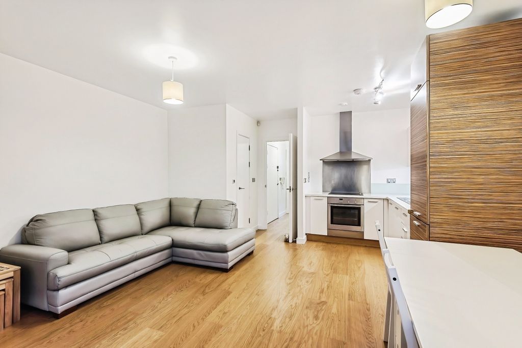 Property photo 2 of 9 Living Room