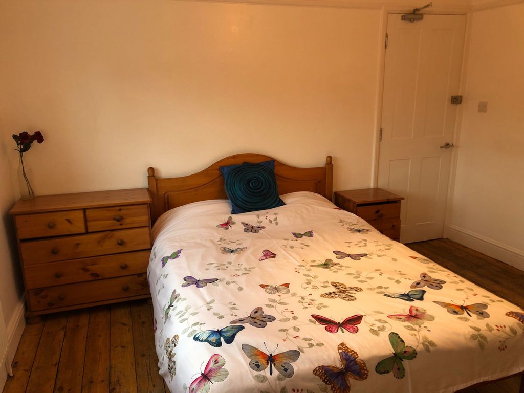 Property photo 3 of 6