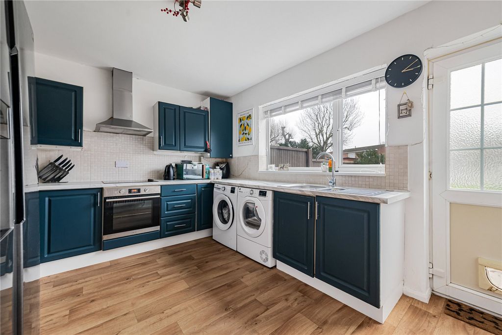 Property photo 3 of 16 Picture No. 22