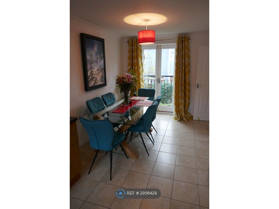 Property photo 3 of 13 Kitchen / Diner