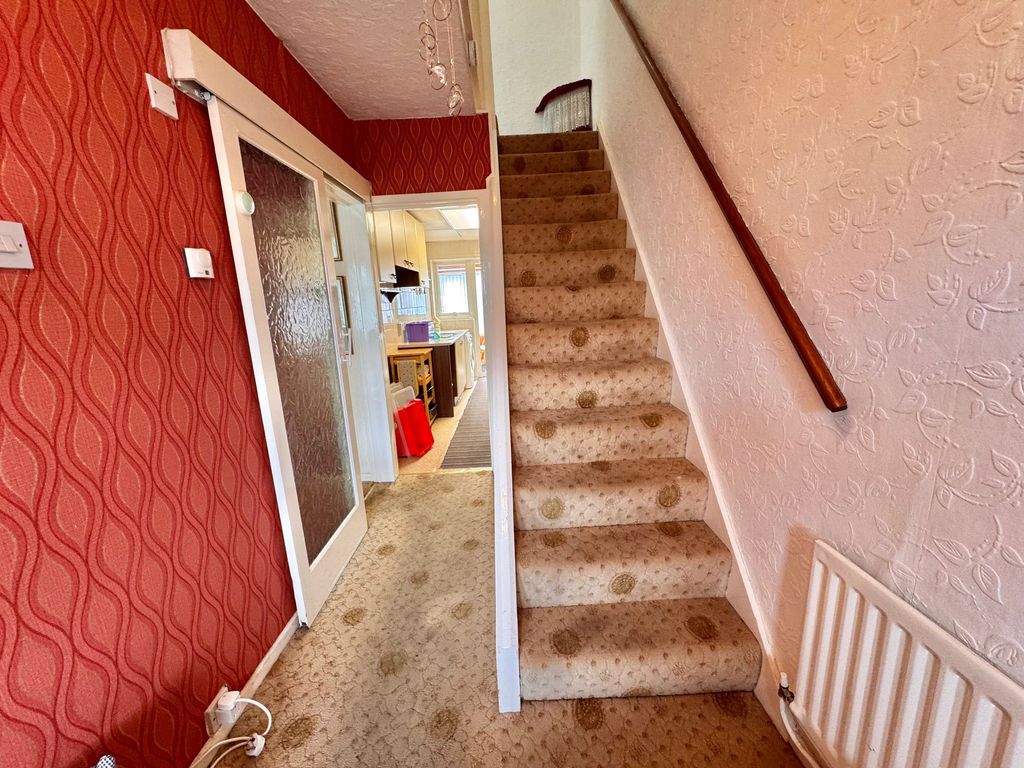 Property photo 3 of 22