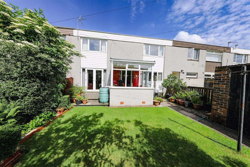 Property photo 1 of 18 A