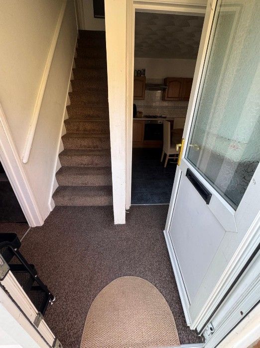 Property photo 2 of 11 Photo 1