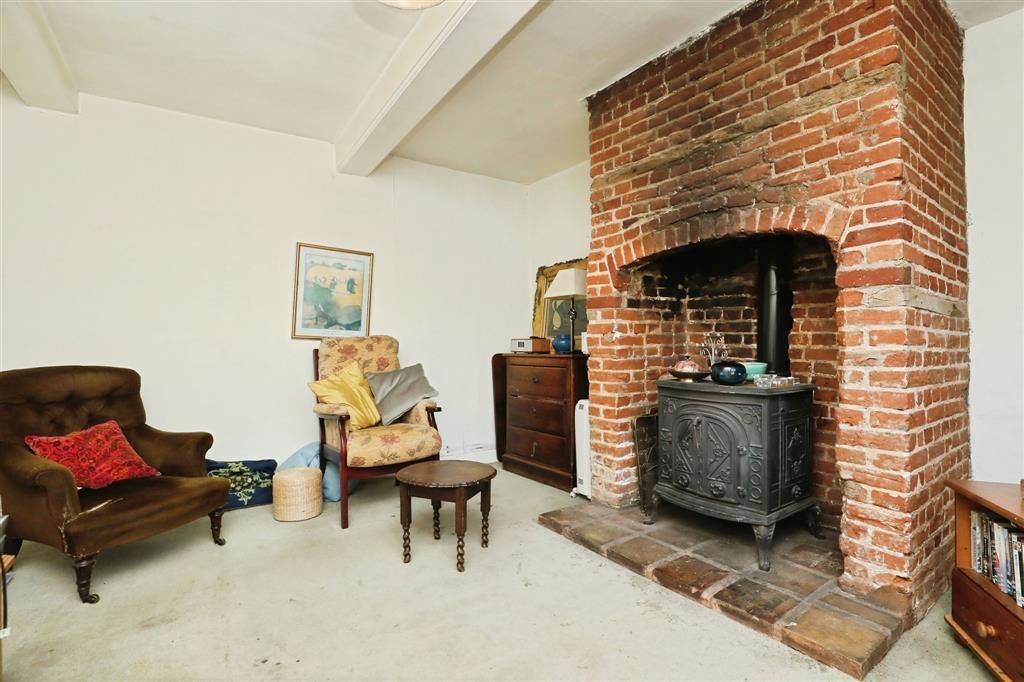 Property photo 2 of 19