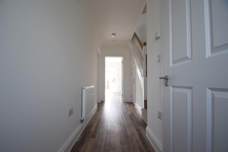 Property photo 3 of 31 Dsc_2056_Med