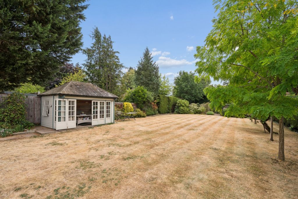 Property photo 2 of 24 Rear Garden