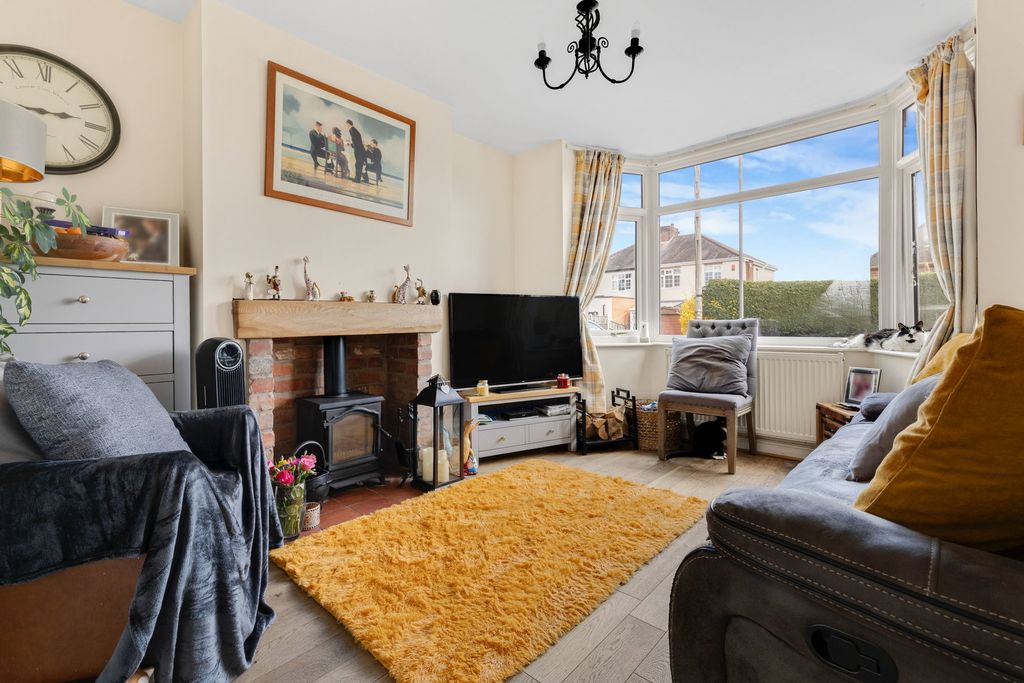 Property photo 3 of 22