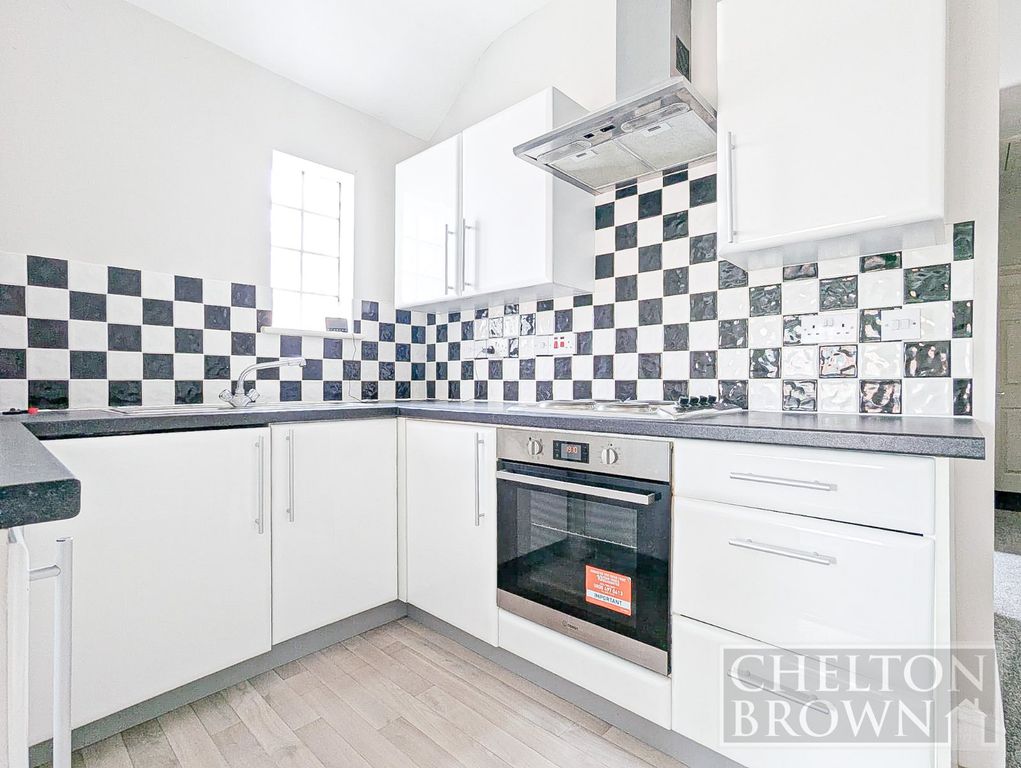 Property photo 2 of 16 Kitchen