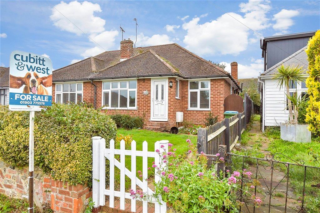 Property photo 3 of 11 External Brochure 3