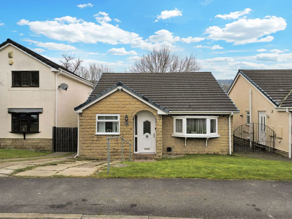 Property photo 1 of 27