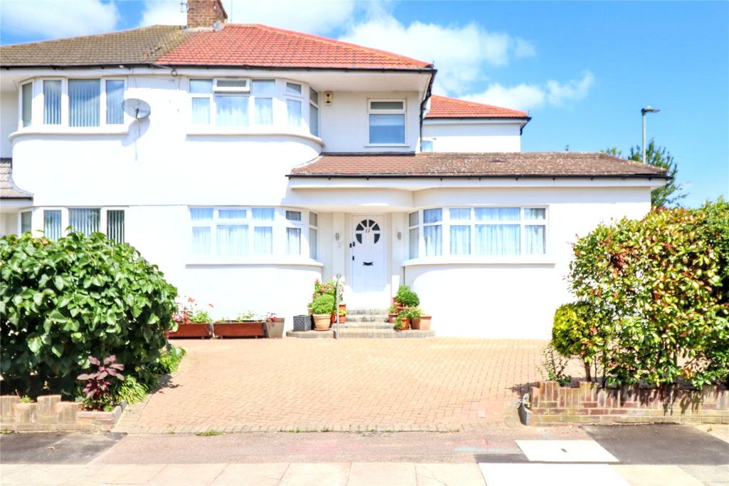 Property photo 1 of 24 Picture No. 28