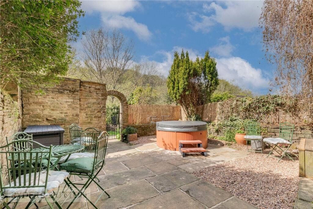 Property photo 1 of 15 Garden