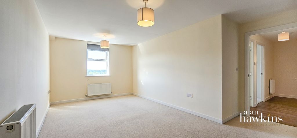 Property photo 2 of 8 20250802_101043-2